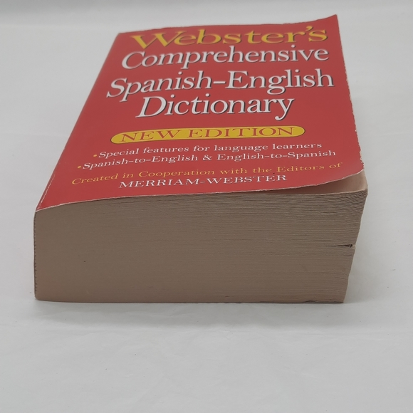 Webster's Comprehensive Spanish-English Dictionary Paperback Book New Edition - Picture 3 of 11